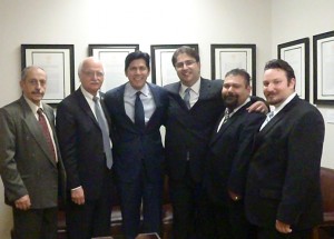 ACA members along with California State Senator Kevin de León (D-Los Angeles).
