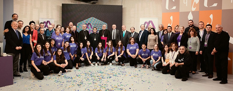 Armenian-American-Museum-Leadership-with-Telethon-Committee-Members-Volunteers-Crew