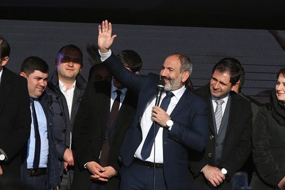 pashinyan-yes-campaign