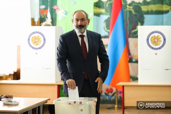 pashinyan-voting