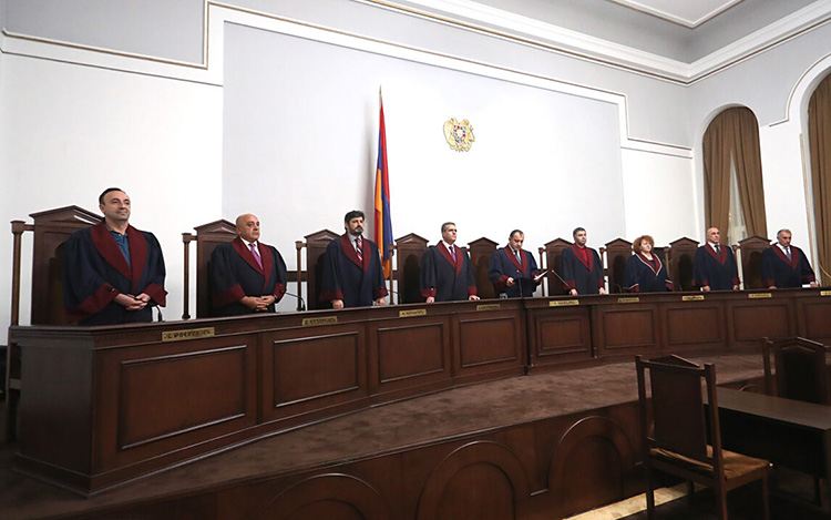 President of the RA Constitutional Court Arman Dilanyan announces the decision on the results of the early parliamentary elections in Armenia