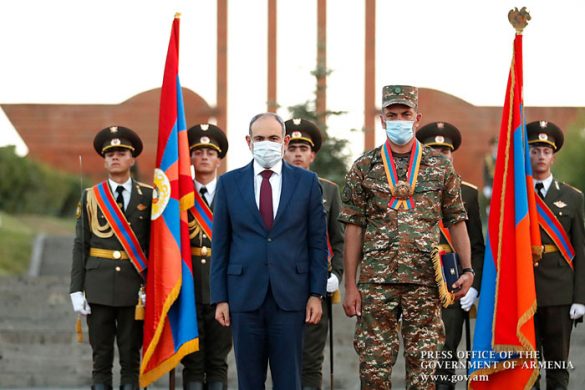 Pashinyan-military