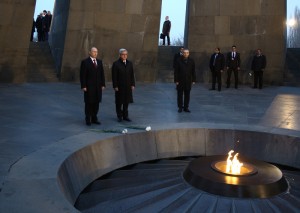 The Presidents of Armenia and Russia, Serzh Sarkisian and Vladimir Putin, laid a wreath at the memorial to the victims of the 1988 devastating earthquake in Spitak.