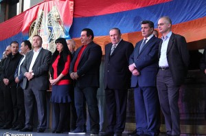 Triple political forces hold a rally in Freedom Square