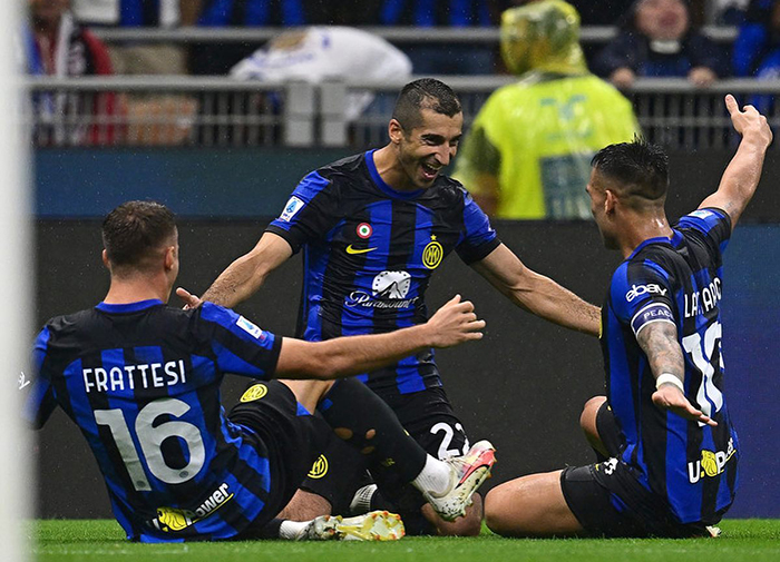 Henrikh Mkhitaryan double leads Internazionale's rout of Milan, Serie A