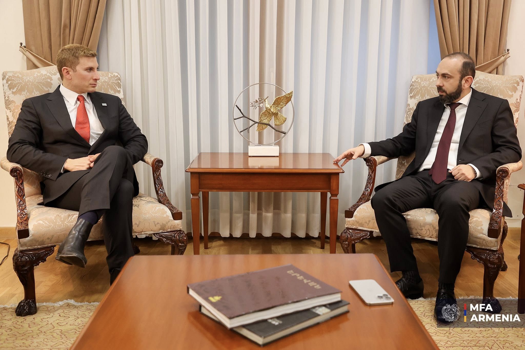 Mirzoyan Meets with U.S. Deputy Secretary of State to Discuss New Initiatives for Advancing Armenia–U.S. Strategic Partnership