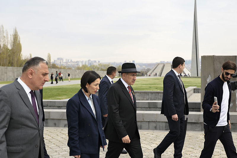 Prime Minister Pashinyan Reviews Renovation Works at the Armenian Genocide Memorial Complex