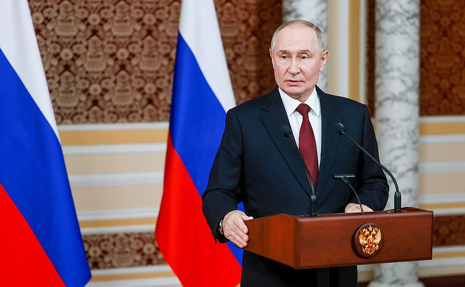 Putin Warns Armenia Must Decide Quickly on EU Membership